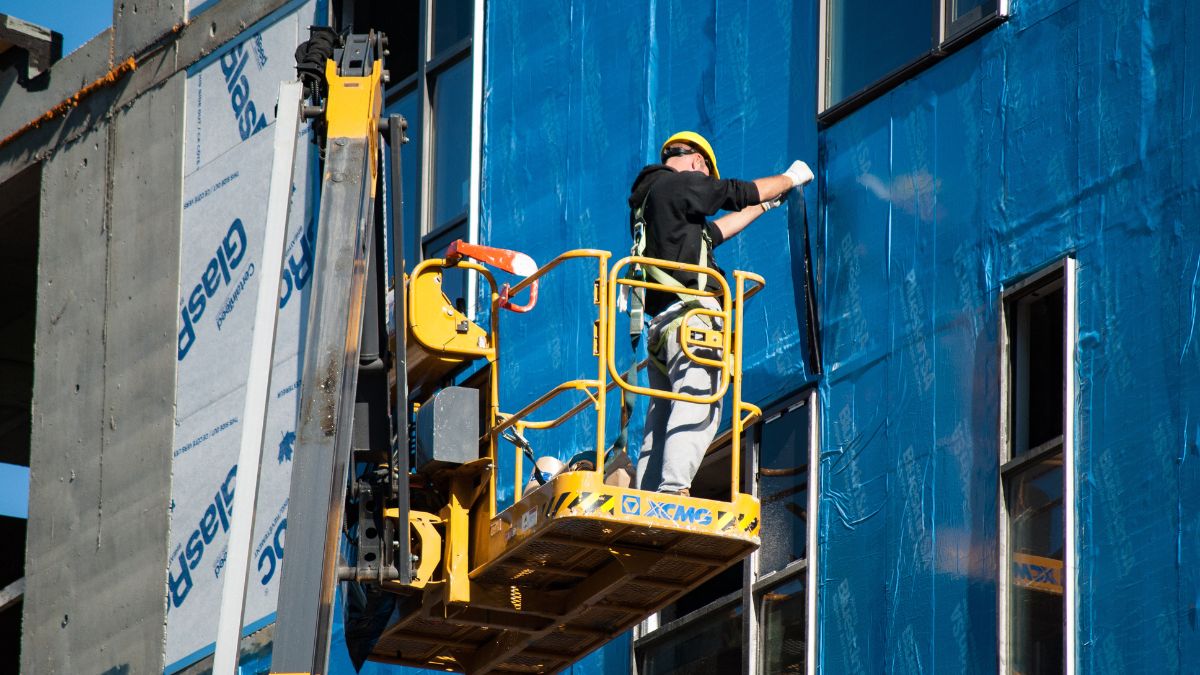 Travail en hauteur : les équipements de protection antichute indispensables