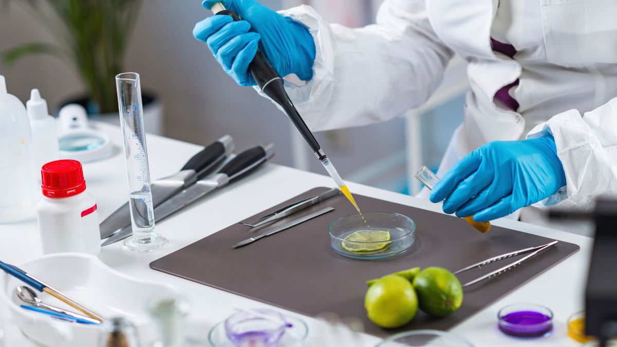 Agents biologiques en entreprise : classification et niveaux de risque