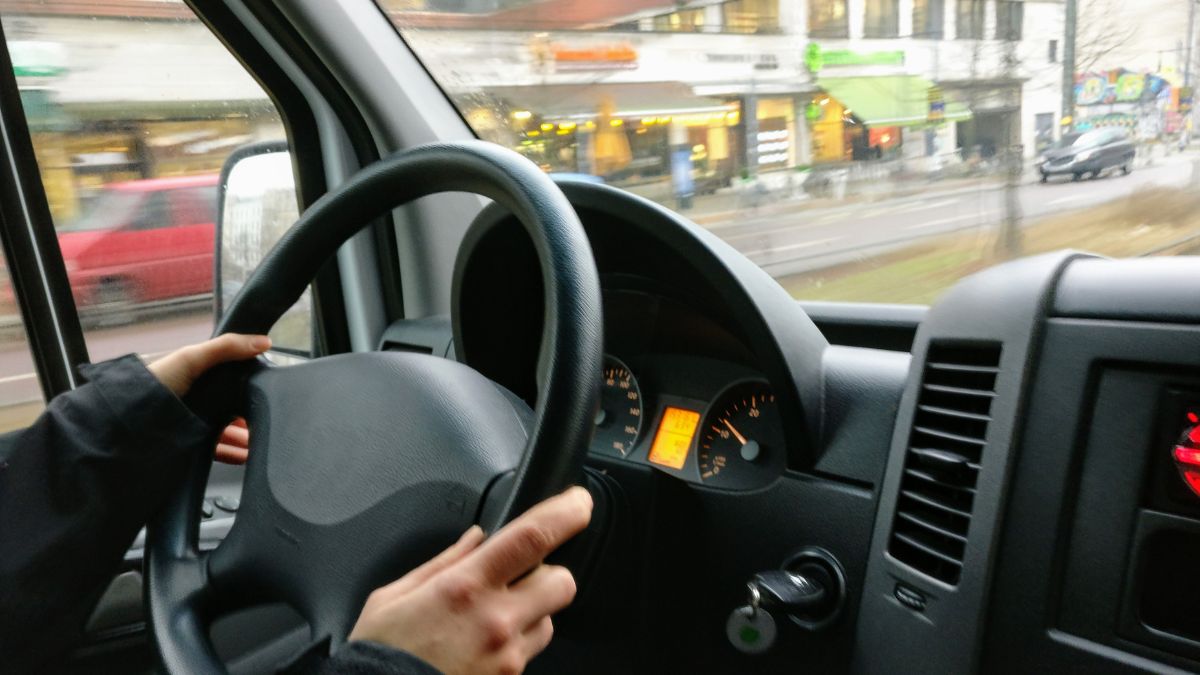 De nouveaux capteurs IA surveillent la fatigue des conducteurs poids lourds