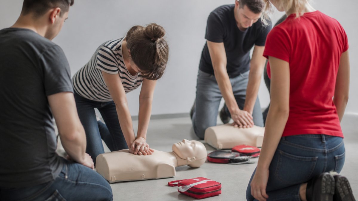 Citoyen sauveteur : comment se former et quels gestes apprendre pour porter secours ?